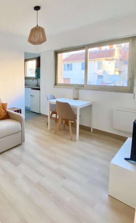 Excellent Emplacement: Plein Coeur De Ville, Croisette Et Rue D'Antibes Cannes Exteriör bild